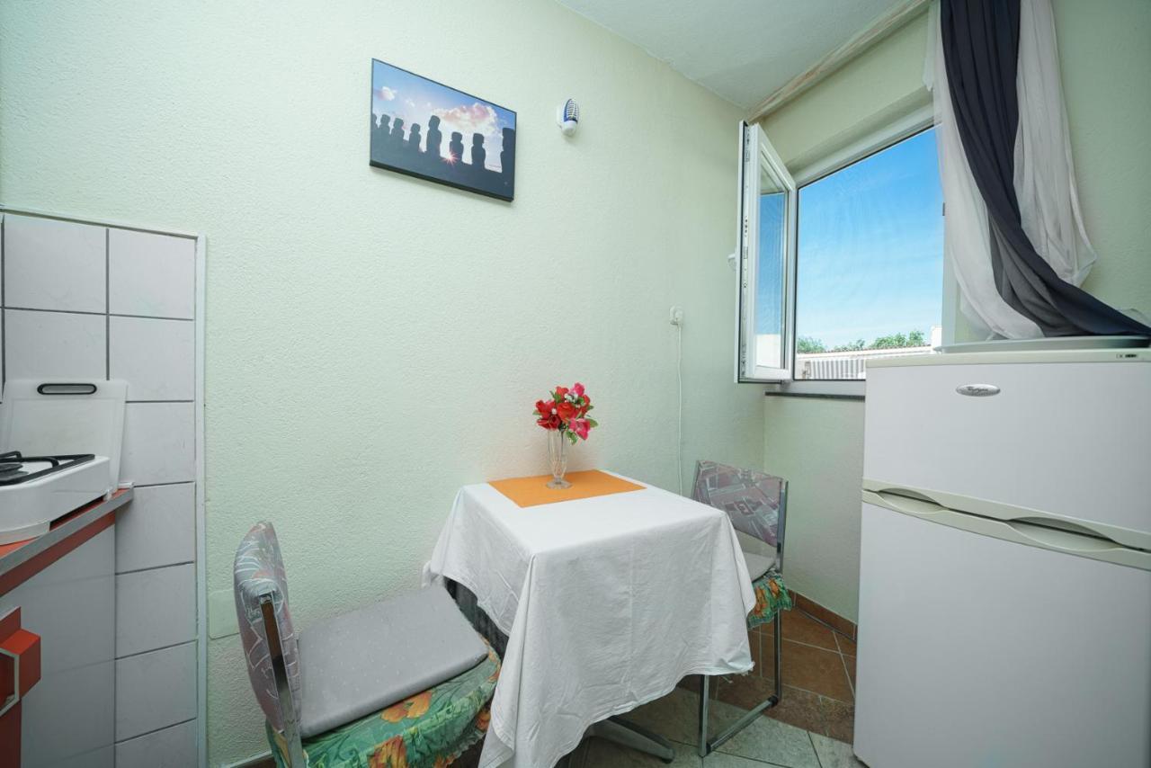 Apartmani Krizanovic Vodice Exterior photo